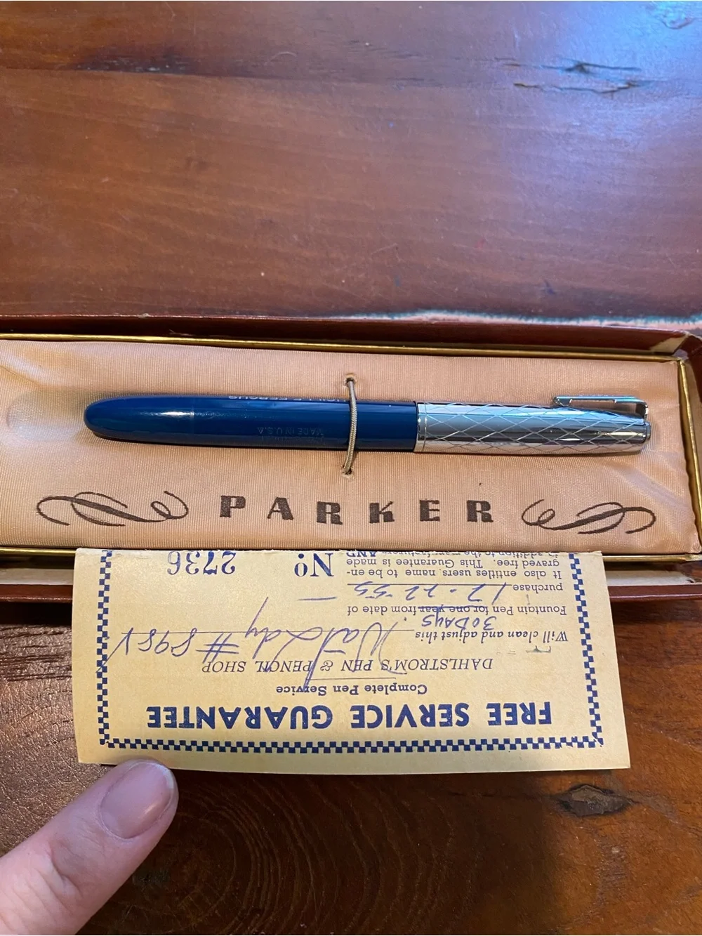 Blue WATERMAN Fountain Pen with Silver Patterned Cap - Parker